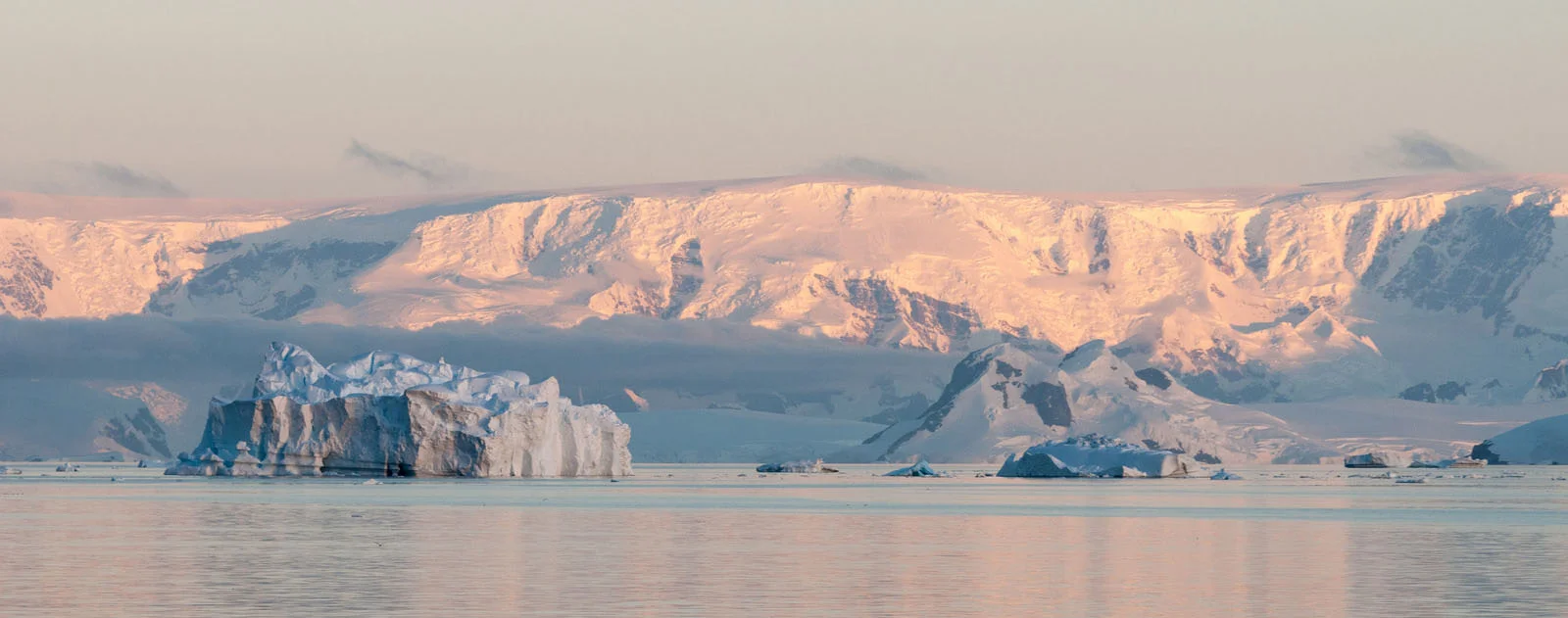 Classic Antarctica Air-Cruise | Antarctica Tours Classic Antarctica Air-Cruise | Antarctica Tours