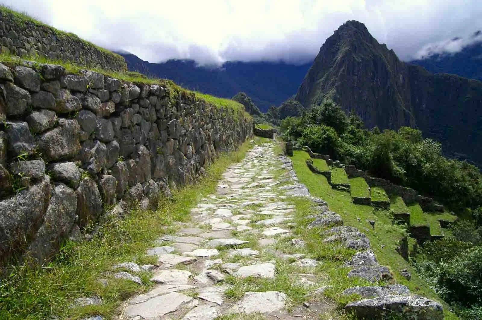  Peru | Six Cochrane women hike the Inca Trail in trip of a lifetime