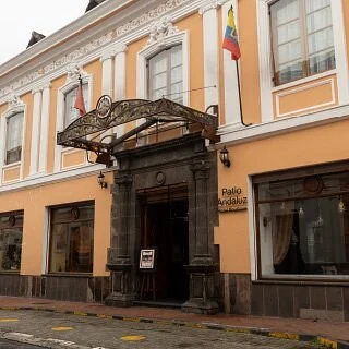 Patio Andaluz | Quito