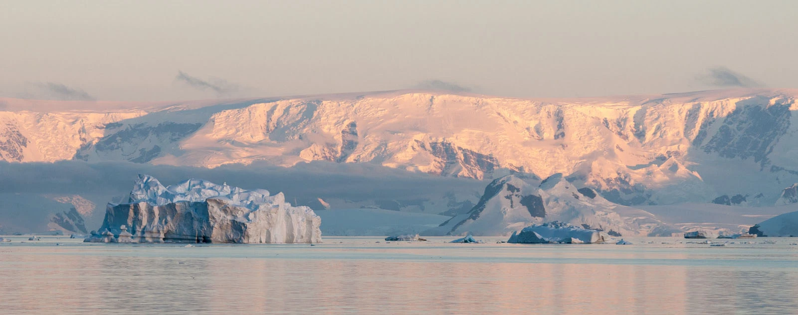 Classic Antarctica Air-Cruise | Antarctica Tours Classic Antarctica Air-Cruise | Antarctica Tours