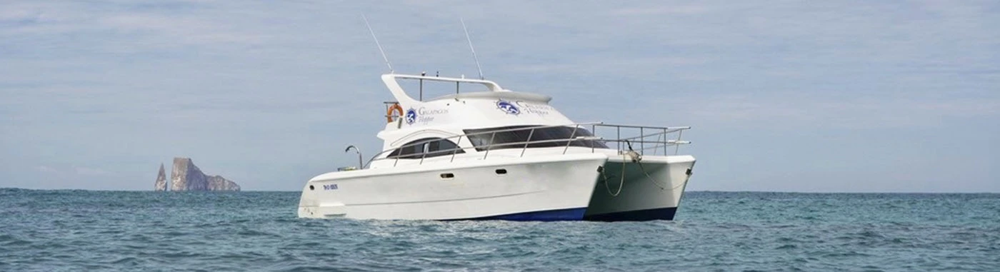 Española Island Tour | Galapagos Hopper | Galapagos Tours Española Island Tour | Galapagos Hopper | Galapagos Tours