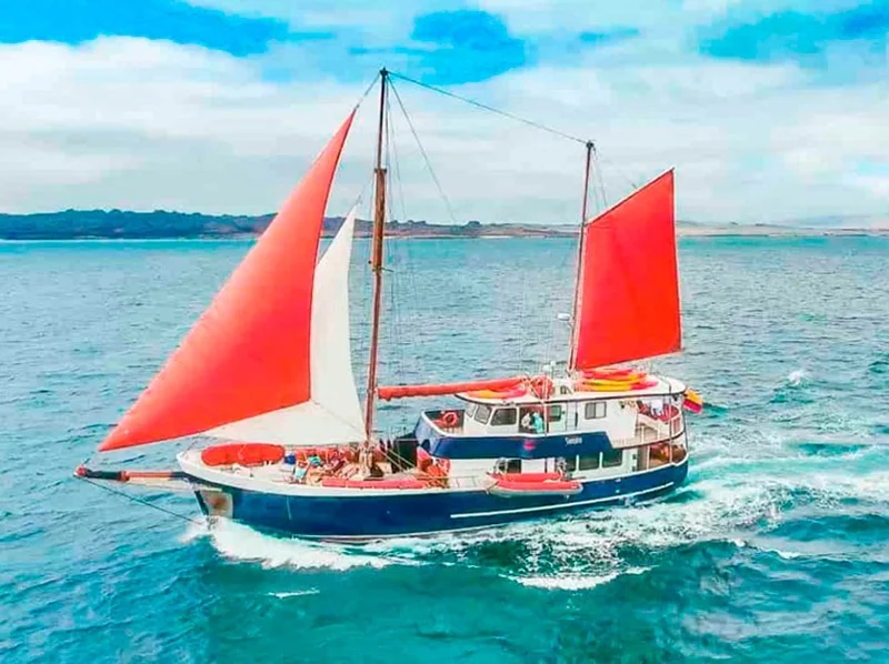 Samba Sailboat |  galapagos Cruise