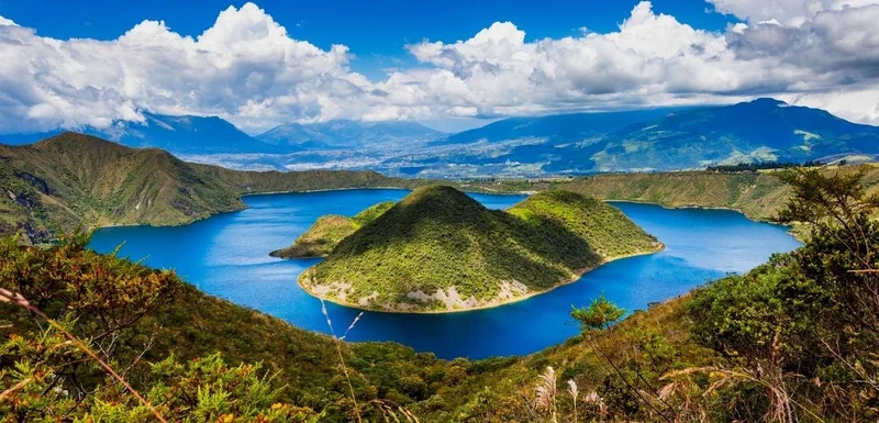 Otavalo & Andean Lakes