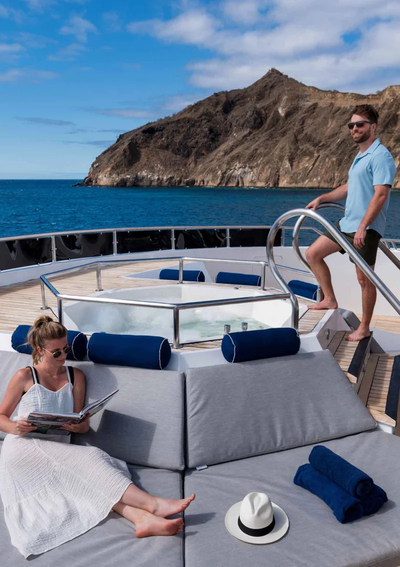 Galapagos Luxury Yacht Cruise