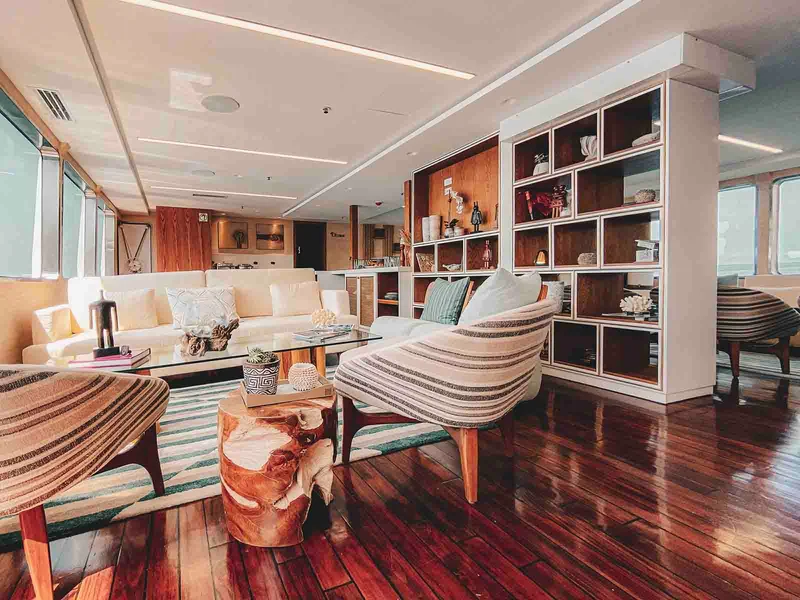 Indoors | Kontiki Yacht