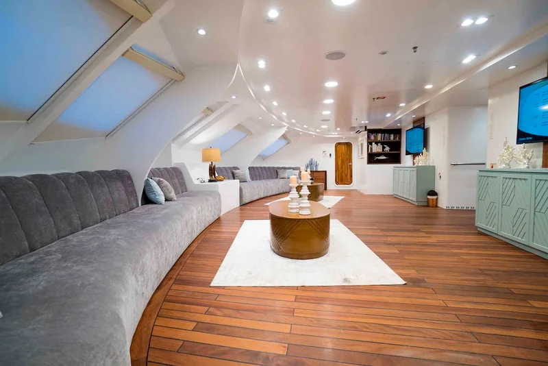 Living area | Ocean Spray Catamaran