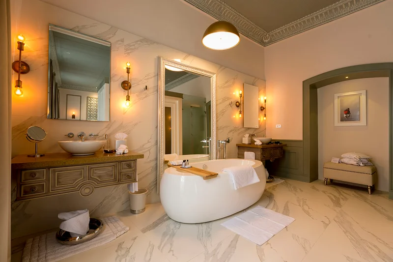 Bathroom | Junin Suite | Illa Hotel Experience | Quito | Ecuador | South America