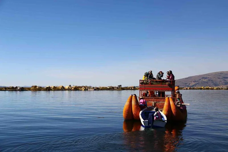 Libertador Lago Titicaca Puno | Lake