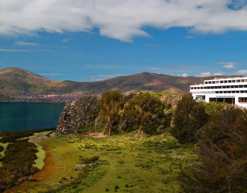  Libertador Lago Titicaca Puno