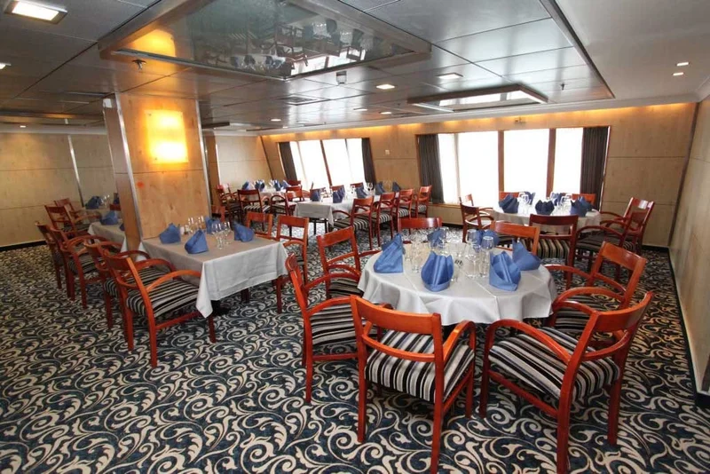 Restaurant | Ocean Endeavour