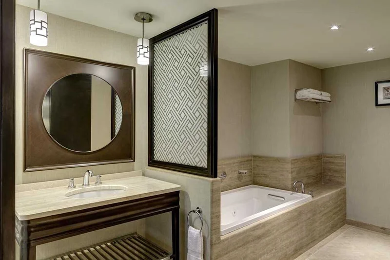 Sheraton Lima Hotel | Bathroom