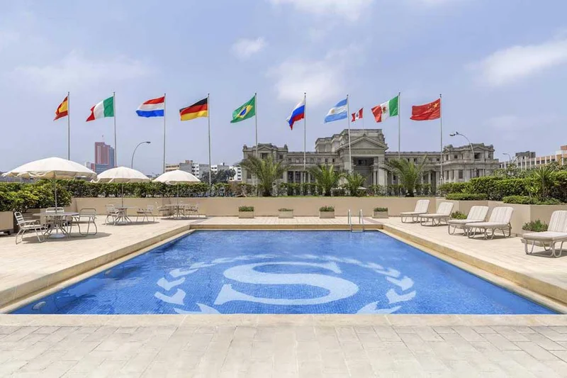 Sheraton Lima Hotel | Pool