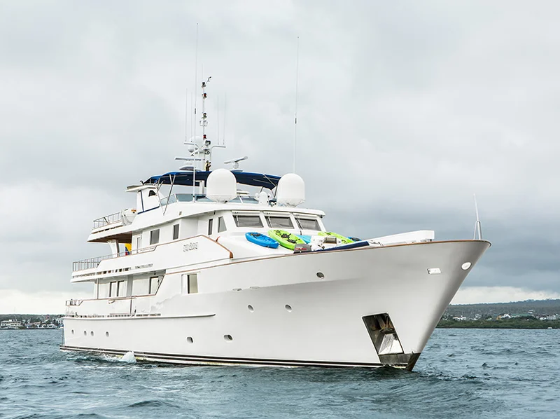 Stella Maris |  galapagos Cruise