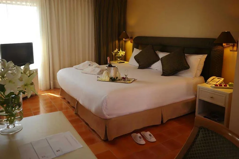 Suites del Bosque Hotel | Bedroom