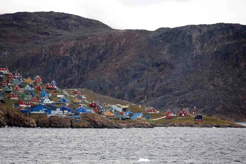 Southeast Greenland: Exploring at the Edge of the Ice Cap