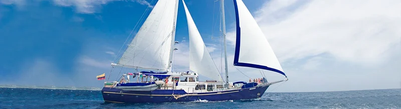 Beagle Sailboat | galapagos Cruise